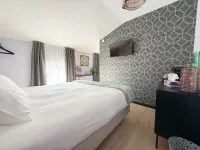 La chambre 4 télé